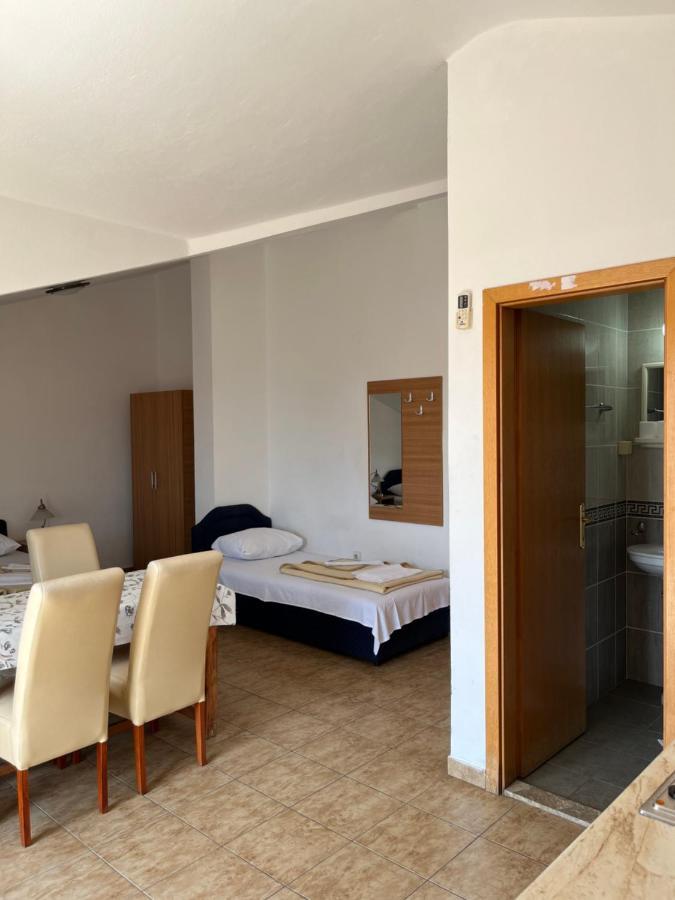 Apartmani Goran I Jelena Zec บุดวา ภายนอก รูปภาพ