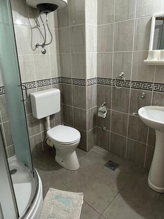 Apartmani Goran I Jelena Zec บุดวา ภายนอก รูปภาพ